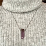 Load image into Gallery viewer, Mono rod pendant amethyst (silver chain)
